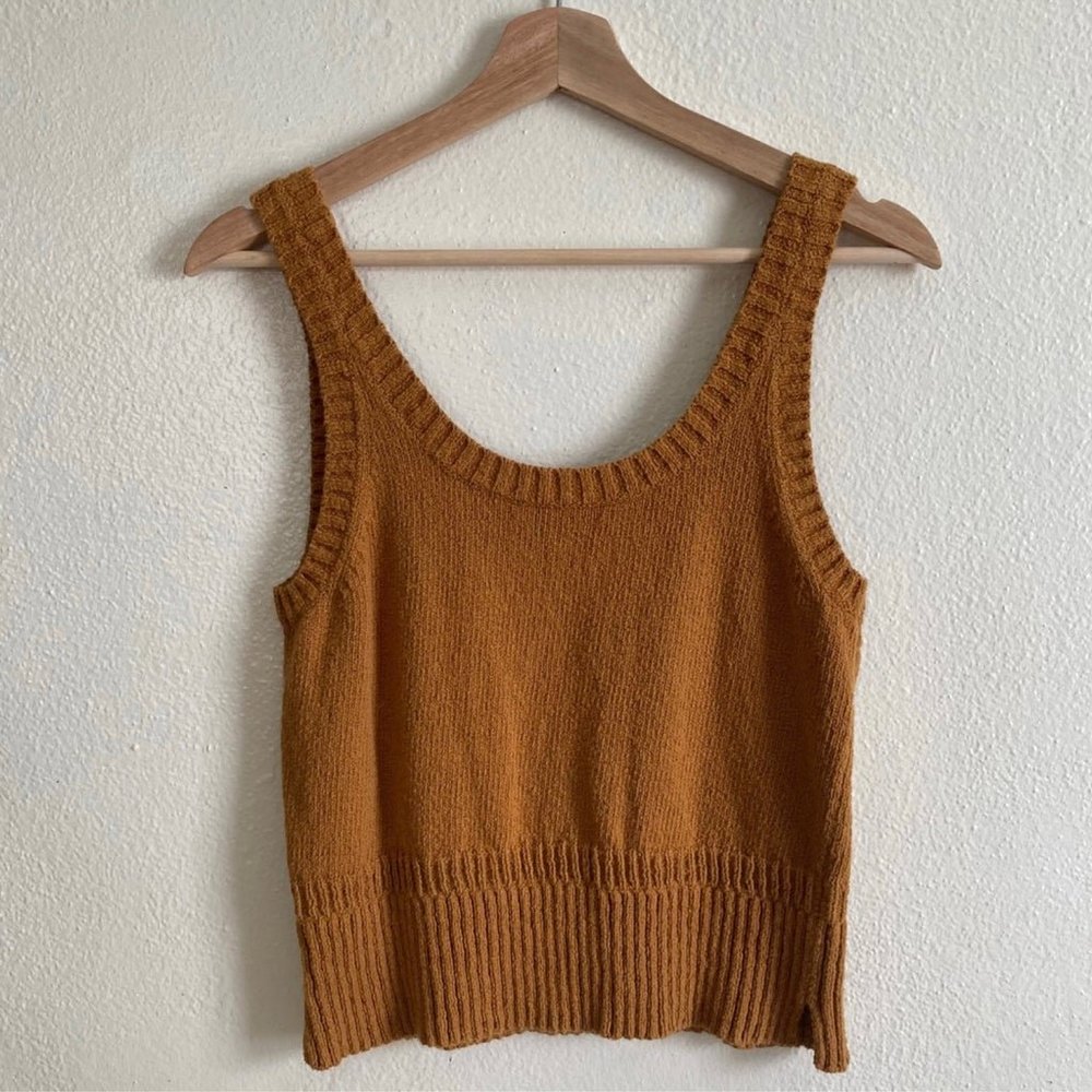 Madewell Sweater Tank Gold Size Small